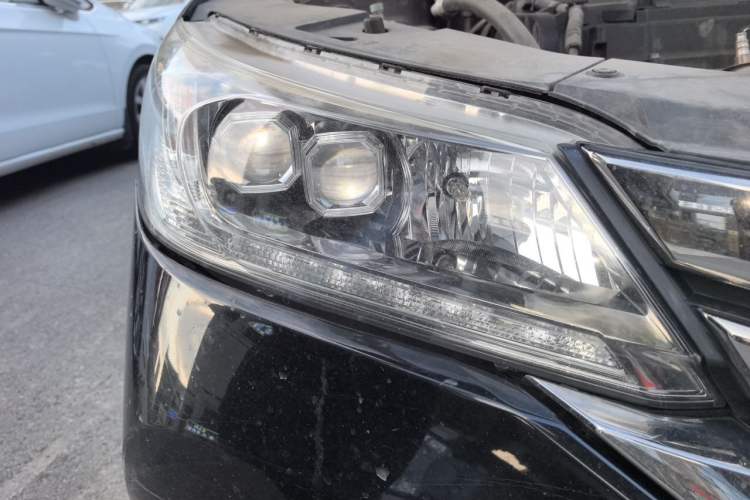 Used Honda Accord 2015 2.4L EX Luxury Edition Right Front Headlight