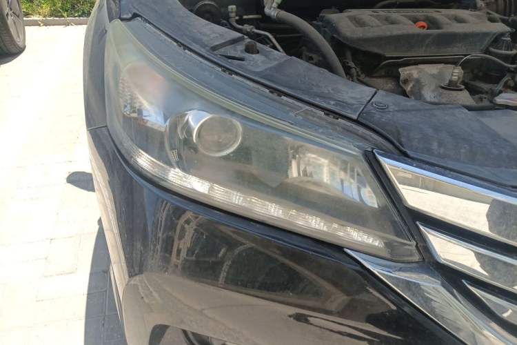Used Honda Accord 2015 2.0L LX Comfort Edition Right Front Headlight