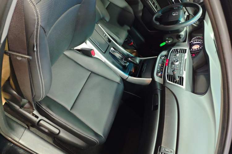 Used Honda Accord 2015 2.0L LX Comfort Edition Right Front Seat
