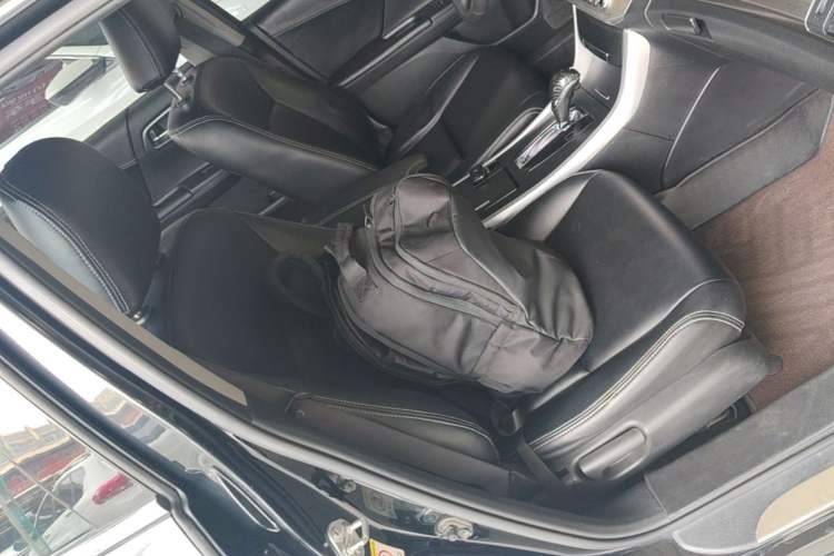 Used Honda Accord 2015 2.0L LX Comfort Edition Right Front Seat