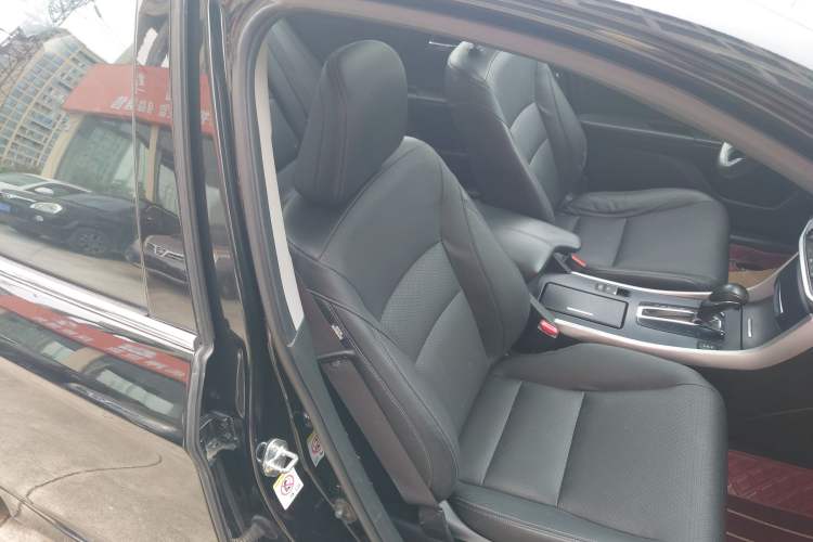 Used Honda Accord 2015 2.0L LXS Elite Edition Right Front Seat