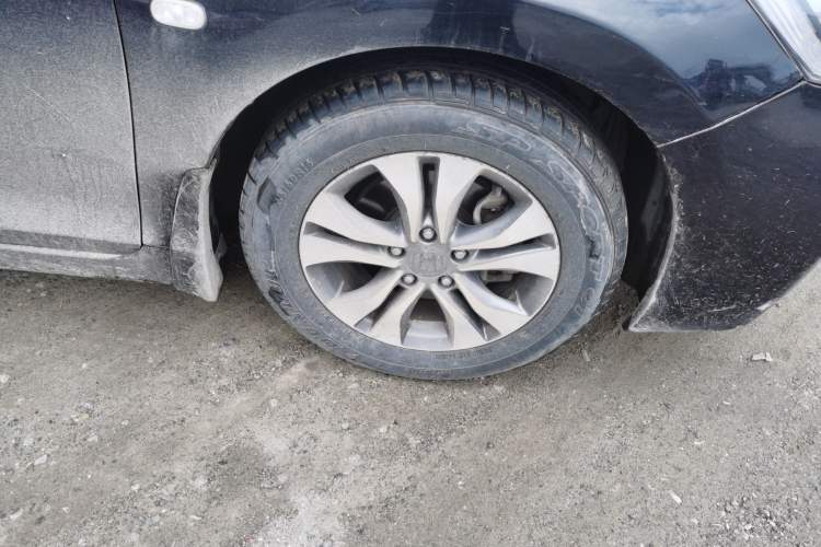 Used Honda Accord 2015 2.0L LX Comfort Edition Right Front Wheel Hub
