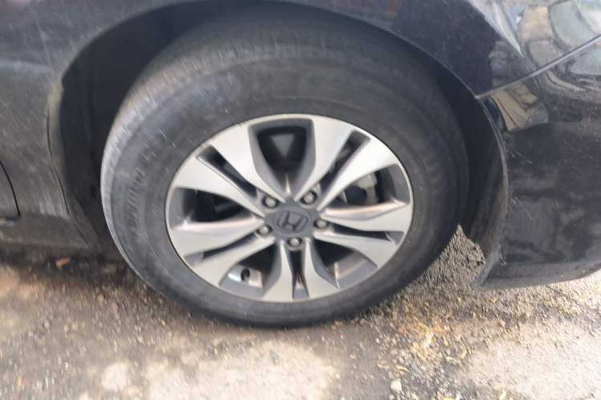 Used Honda Accord 2015 2.0L LX Comfort Edition Right Front Wheel Hub