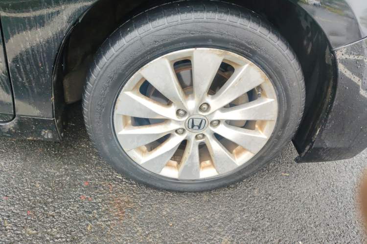 Used Honda Accord 2015 2.4L EX Luxury Edition Right Front Wheel Hub