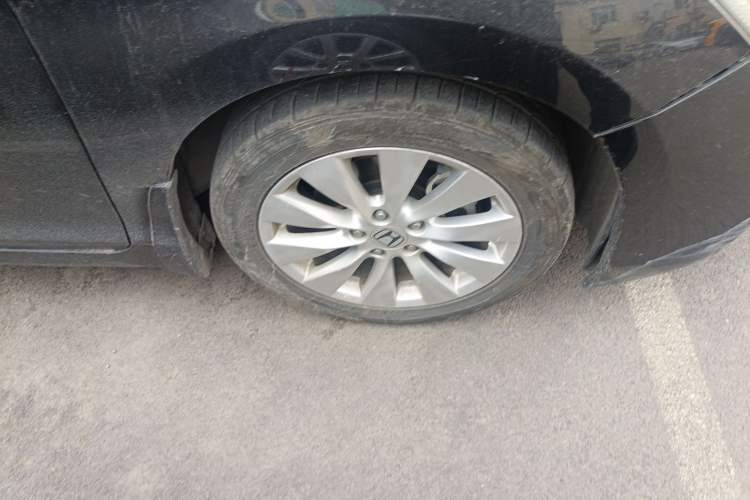 Used Honda Accord 2015 2.4L EX Luxury Edition Right Front Wheel Hub