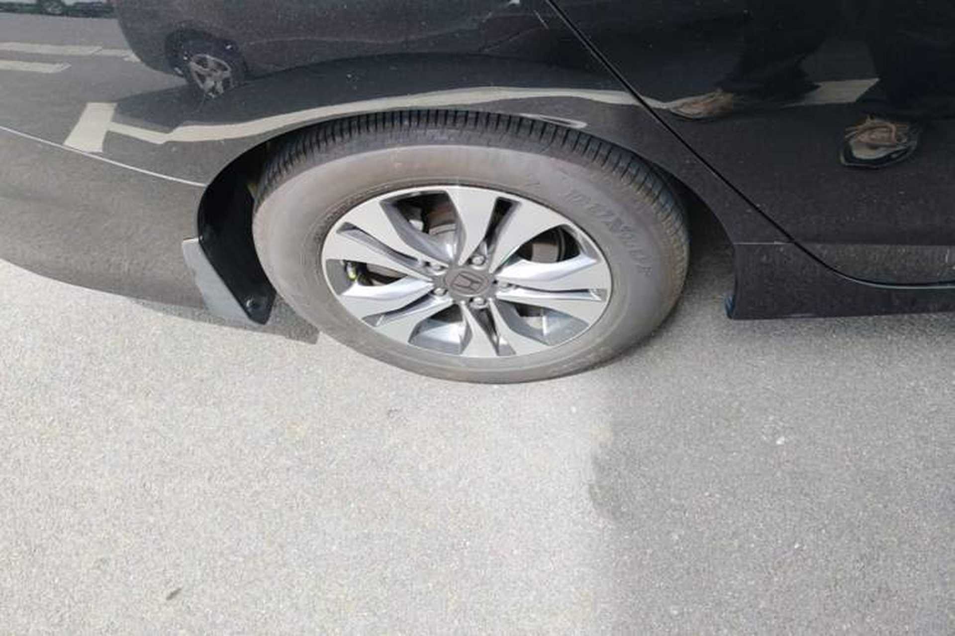 Used Honda Accord 2015 2.0L LX Comfort Edition Right Rear Wheel Hub
