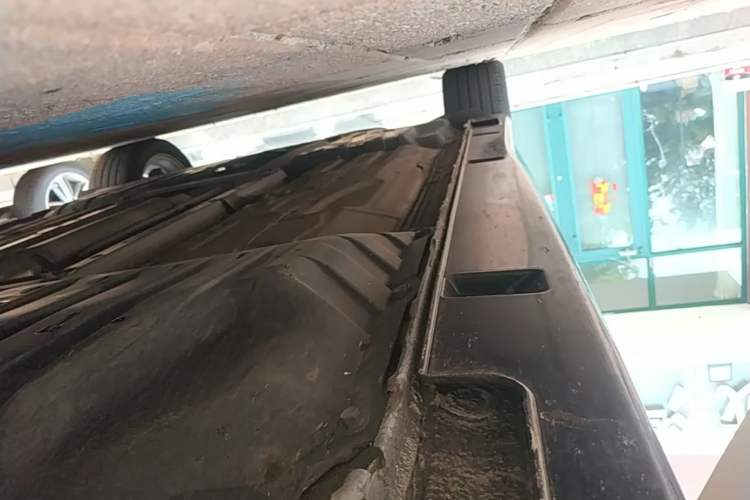 Used Honda Accord 2015 2.4L EX Luxury Edition Right Side Sill