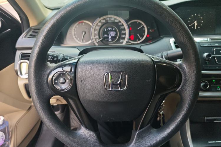 Used Honda Accord 2015 2.0L LX Comfort Edition Steering Wheel