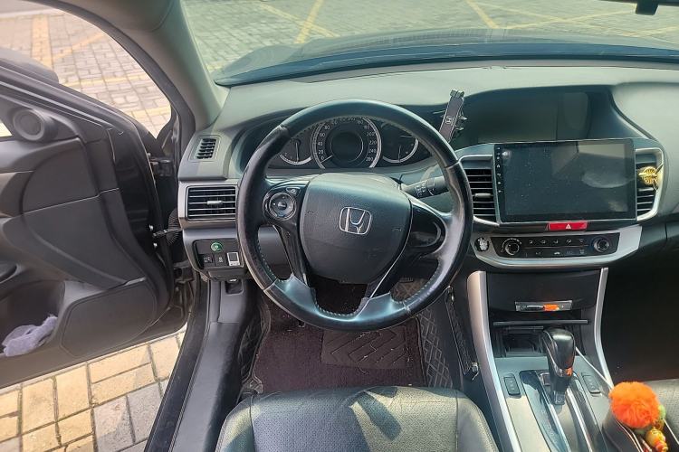 Used Honda Accord 2015 2.0L LXS Elite Edition Steering Wheel