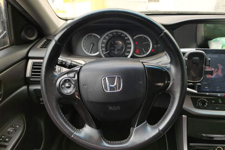 Used Honda Accord 2015 2.0L LXS Elite Edition Steering Wheel