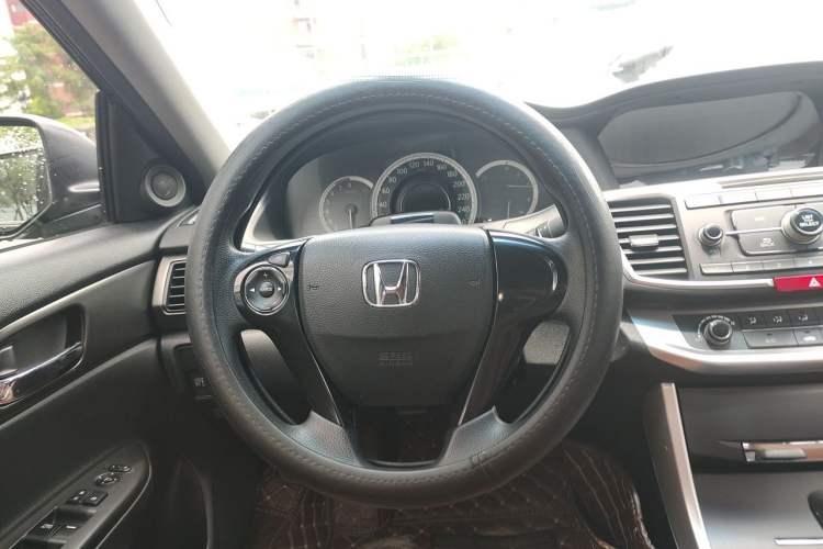 Used Honda Accord 2015 2.0L LX Comfort Edition Steering Wheel