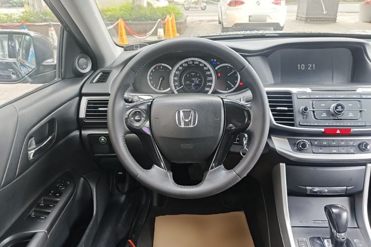 Used Honda Accord 2015 2.0L LXS Elite Edition Steering Wheel