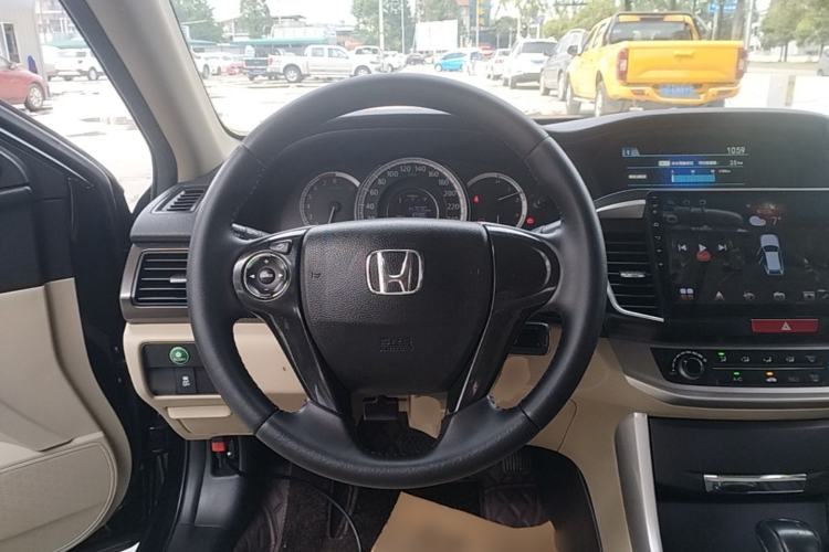Used Honda Accord 2015 2.0L LXS Elite Edition Steering Wheel