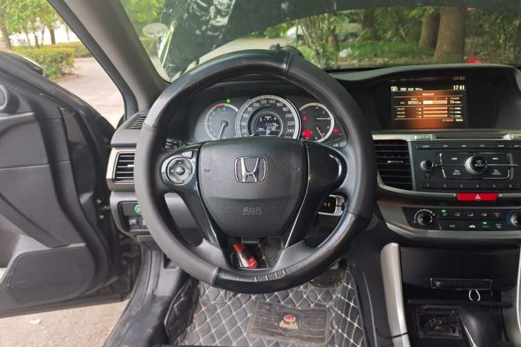 Used Honda Accord 2015 2.0L LX Comfort Edition Steering Wheel