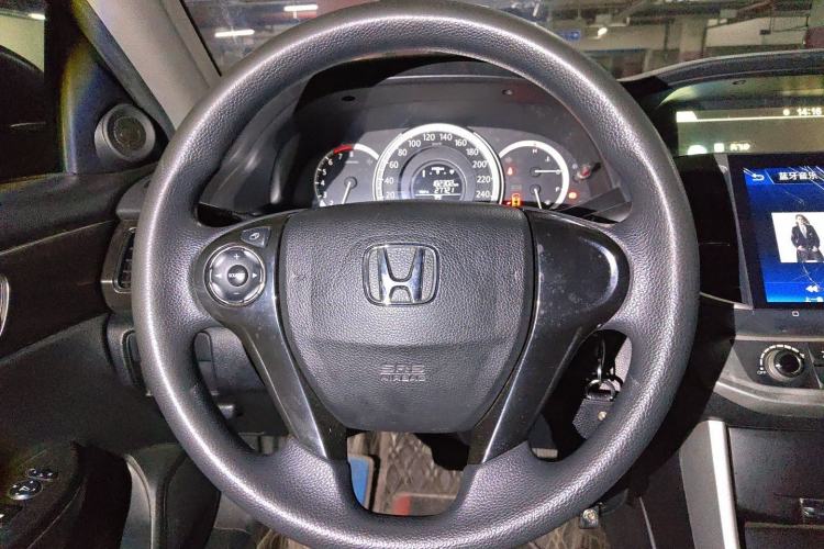 Used Honda Accord 2015 2.0L LX Comfort Edition Steering Wheel