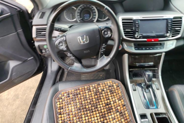 Used Honda Accord 2015 3.0L VTI Prestige Edition Steering Wheel