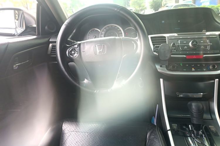 Used Honda Accord 2015 2.0L LXS Elite Edition Steering Wheel