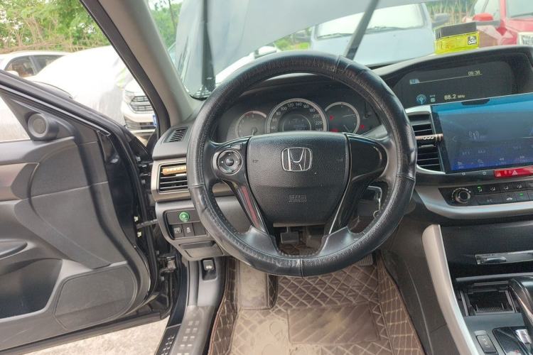 Used Honda Accord 2015 2.0L LXS Elite Edition Steering Wheel