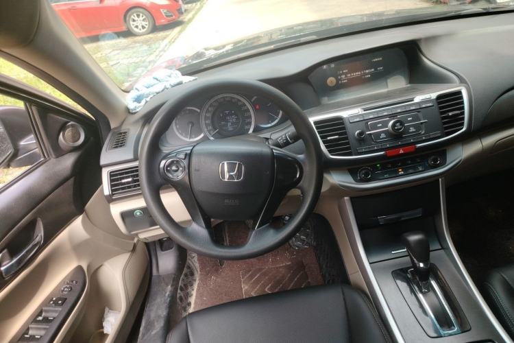 Used Honda Accord 2015 2.0L LX Comfort Edition Steering Wheel