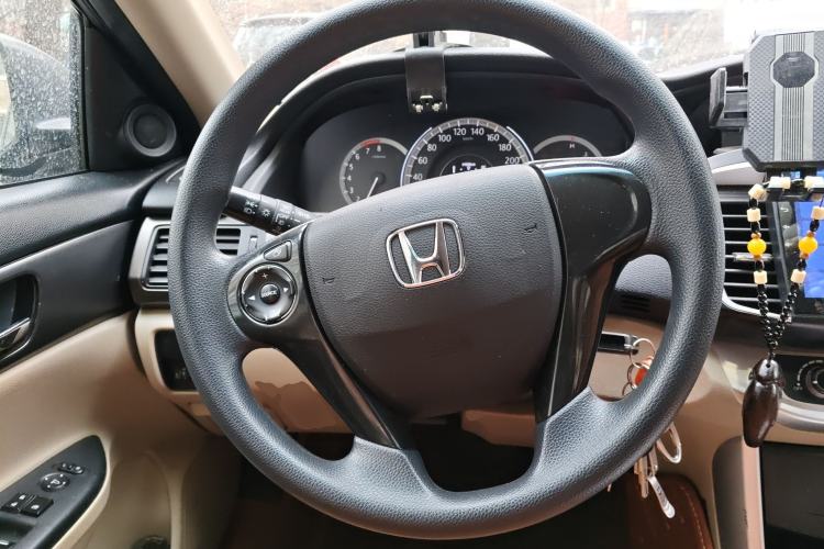 Used Honda Accord 2015 2.0L LX Comfort Edition Steering Wheel