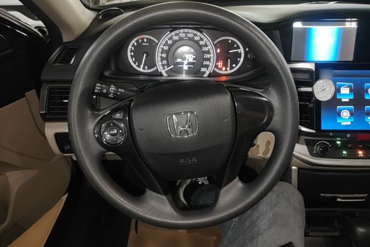 Used Honda Accord 2015 2.0L LX Comfort Edition Steering Wheel