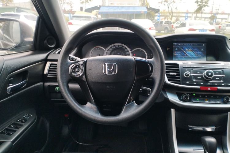 Used Honda Accord 2015 2.0L LX Comfort Edition Steering Wheel