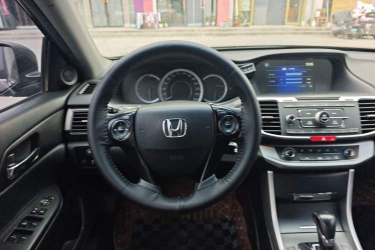 Used Honda Accord 2015 2.0L LXS Elite Edition Steering Wheel