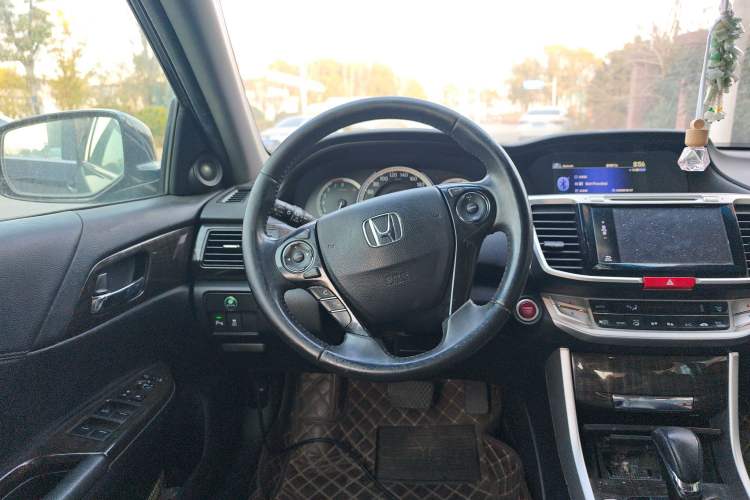 Used Honda Accord 2015 2.4L EX Luxury Edition Steering Wheel
