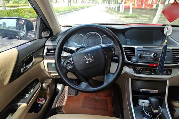 Used Honda Accord 2015 2.0L LX Comfort Edition Steering Wheel