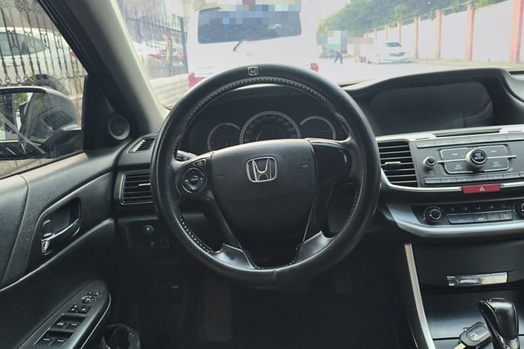 Used Honda Accord 2015 2.0L LXS Elite Edition Steering Wheel