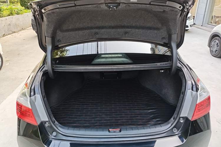 Used Honda Accord 2015 2.0L LX Comfort Edition Trunk
