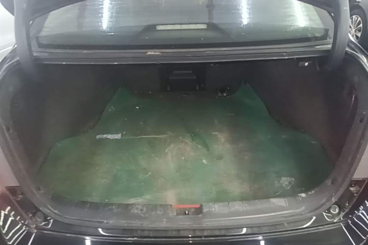 Used Honda Accord 2015 2.0L LX Comfort Edition Trunk