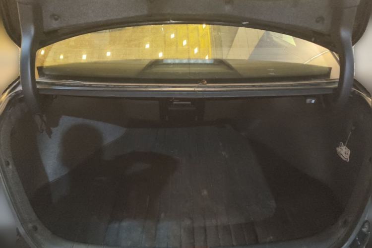 Used Honda Accord 2015 2.0L EX Luxury Edition Trunk