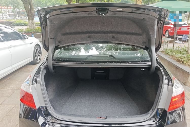 Used Honda Accord 2015 2.0L LXS Elite Edition Trunk