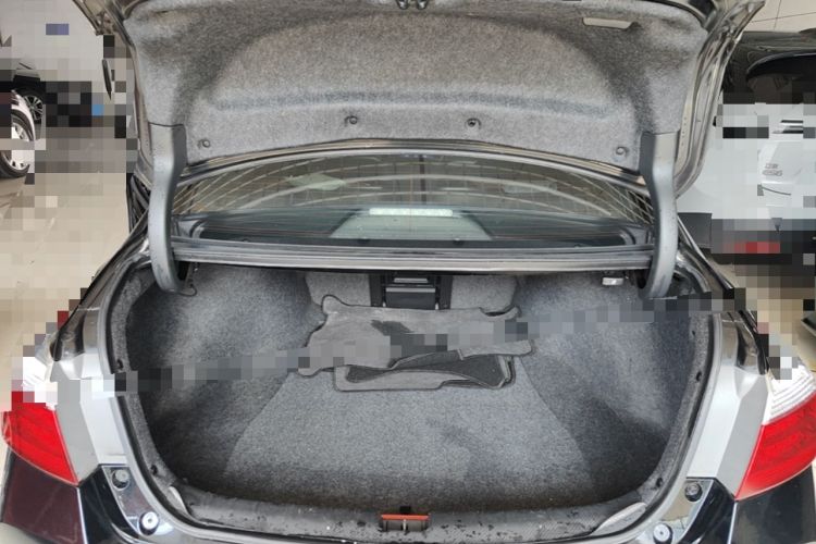 Used Honda Accord 2015 2.0L EX Luxury Edition Trunk