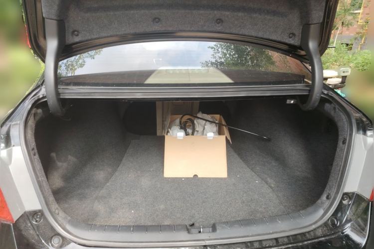 Used Honda Accord 2015 2.0L LX Comfort Edition Trunk