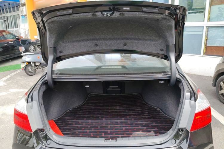 Used Honda Accord 2015 2.0L LX Comfort Edition Trunk