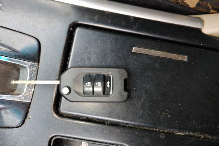 Used Honda Accord 2015 2.0L LX Comfort Edition Vehicle Key