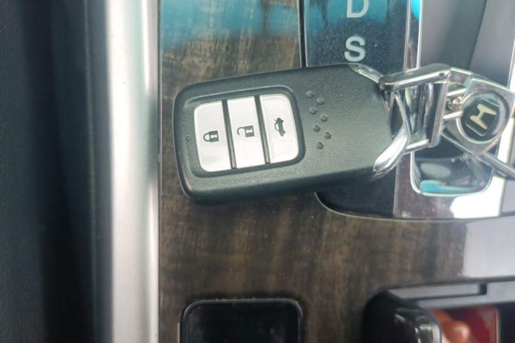 Used Honda Accord 2015 2.4L EX Luxury Edition Vehicle Key