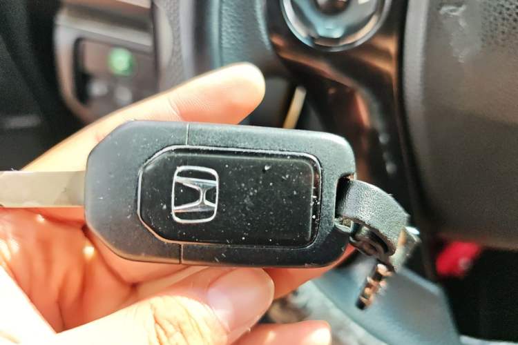 Used Honda Accord 2015 2.0L LX Comfort Edition Vehicle Key