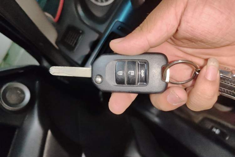 Used Honda Accord 2015 2.0L LX Comfort Edition Vehicle Key