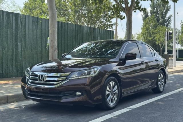 Used Honda Accord 2015 2.0L LX Comfort Edition