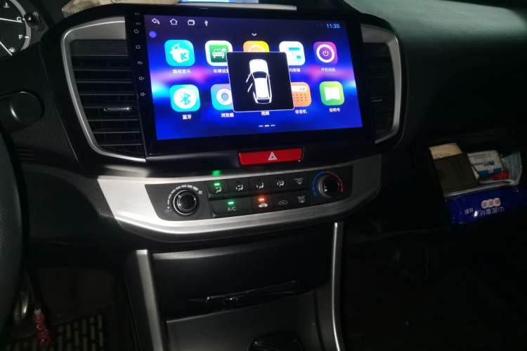 Used Honda Accord 2015 2.0L LX Comfort Edition Audio And AC Panel