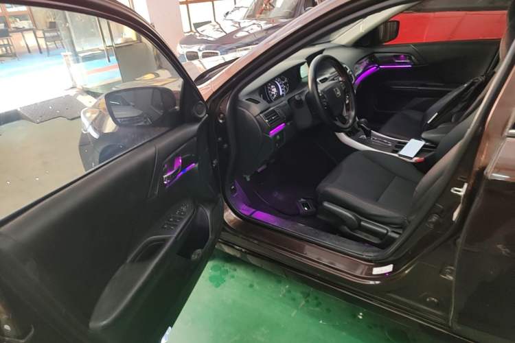Used Honda Accord 2015 2.0L LX Comfort Edition Driver Seat