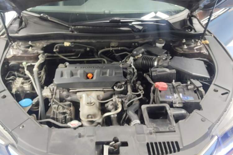 Used Honda Accord 2015 2.0L LX Comfort Edition Engine Bay