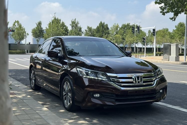 Used Honda Accord 2015 2.0L LX Comfort Edition Exterior 2
