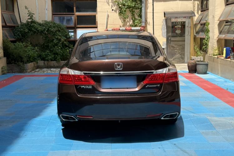 Used Honda Accord 2015 2.0L LX Comfort Edition Exterior 2