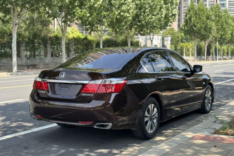Used Honda Accord 2015 2.0L LX Comfort Edition Exterior 4