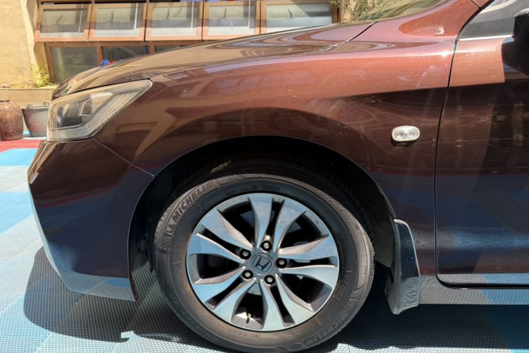Used Honda Accord 2015 2.0L LX Comfort Edition Exterior 6