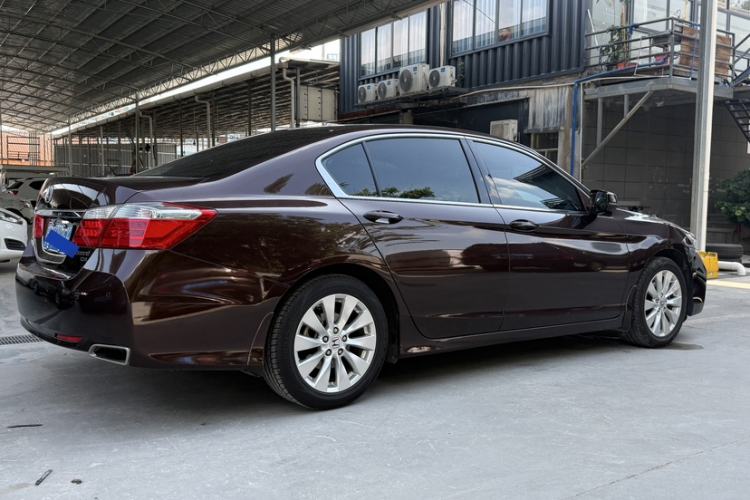 Used Honda Accord 2015 2.4L EX Luxury Edition Exterior 6